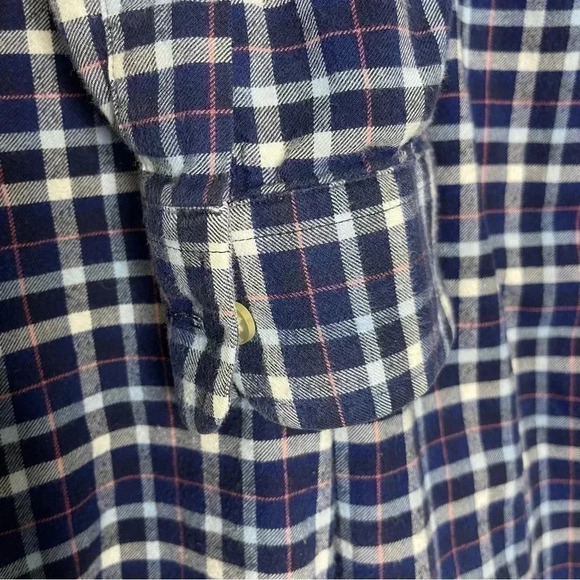 Vineyard Vines Navy Plaid Flannel Button Down Shirt Size Small - Picture 4 of 7